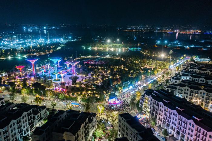Phố đi bộ – Chợ đêm Sài Gòn Grand Park - Hình 1
