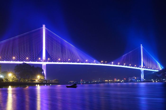 Hình ảnh cầu Bãi Cháy 1