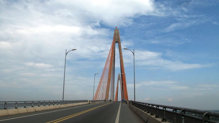 Hình ảnh cầu Rạch Miễu 1