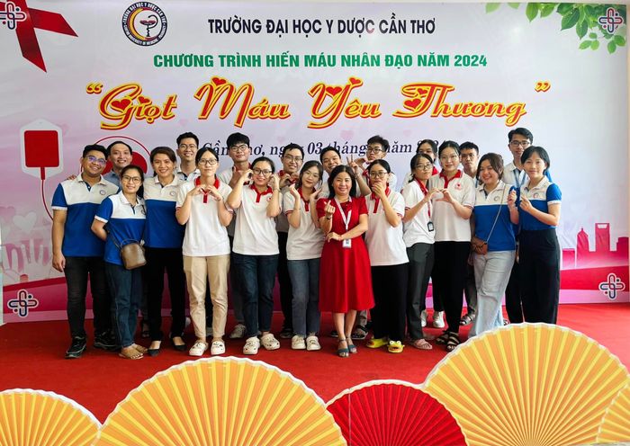Đại học Y Dược Cần Thơ - Hình ảnh 1