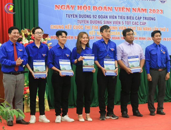 Đại học Kỹ thuật - Công nghệ Cần Thơ - Hình ảnh 2