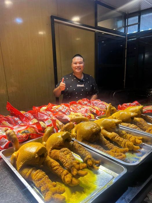 Gà ủ muối Kiều Văn Thái hình 2