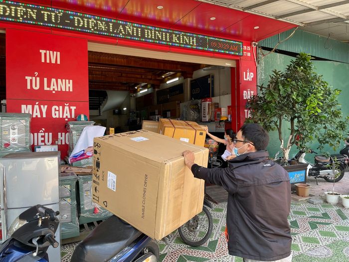 Hình ảnh Điện máy Bình Kính 1