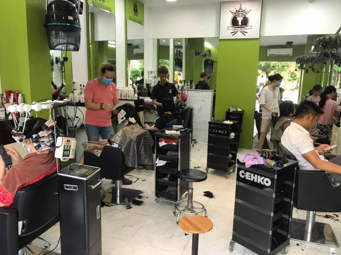 Hair Salon Thịnh Tóc Vàng - Hình ảnh 1