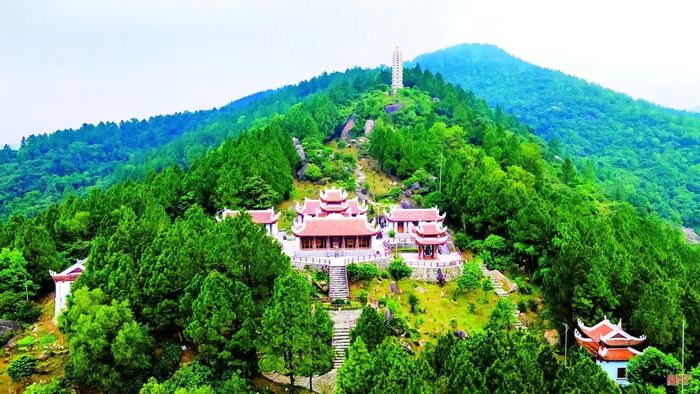 Hình ảnh Chùa Hương Tích 1