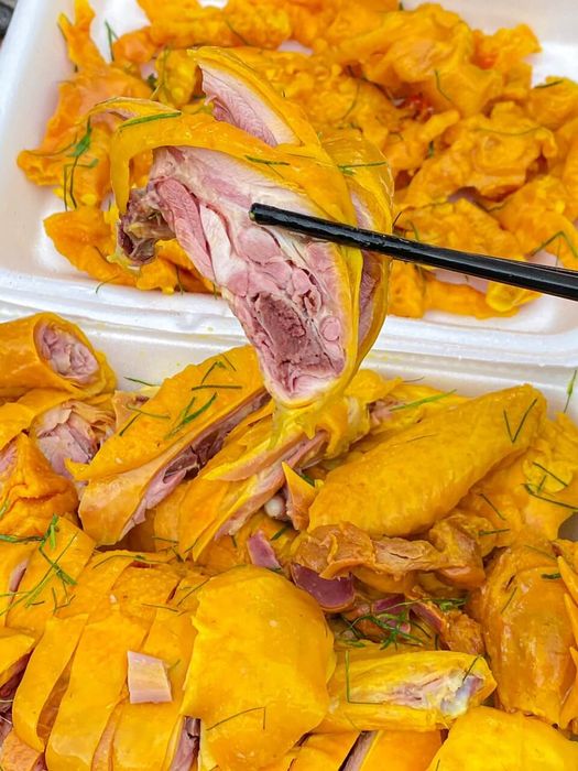 Bác 2 Voi - Gà Ủ Muối hình 1