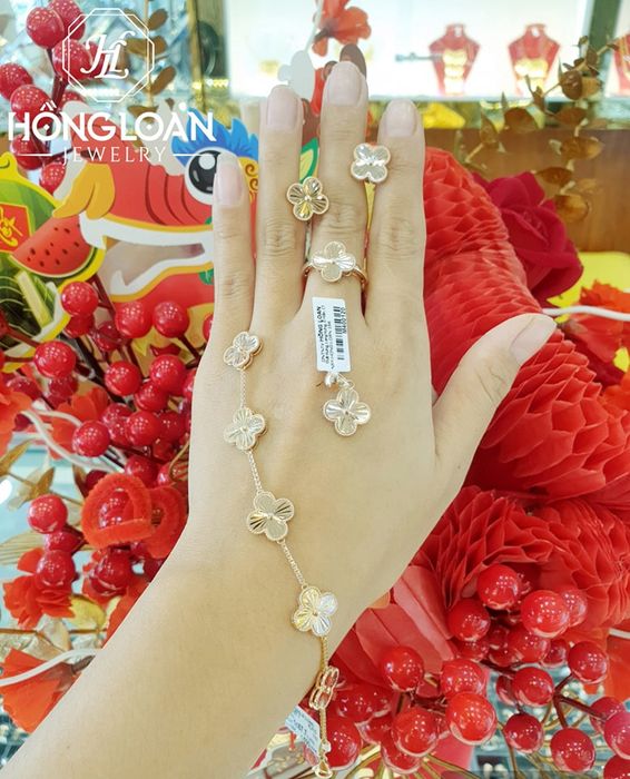 Ảnh 3 của Tiệm vàng Hồng Loan