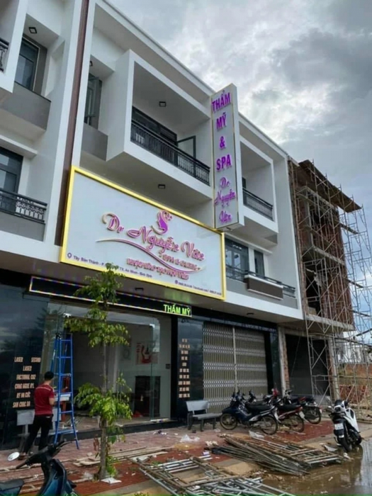 Bác sĩ Nguyễn Vân - Ảnh 1