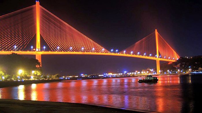 Hình ảnh cầu Bãi Cháy 2