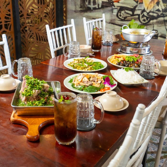 Hình ảnh Nhà Hàng Hương Việt 2