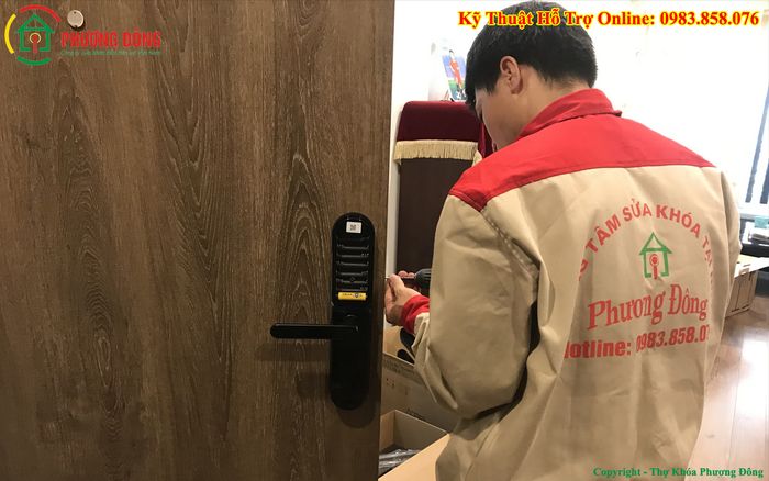 Thợ Khóa Phương Đông - Hình ảnh 1