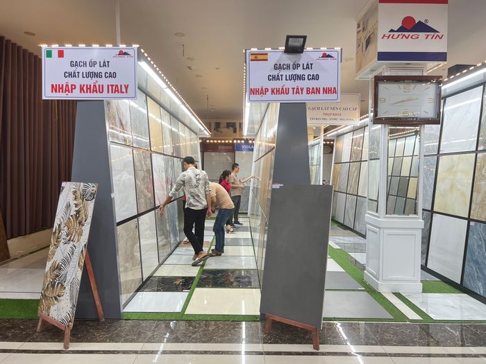 Hình ảnh Trung tâm mua sắm nội thất Hưng Tín 1