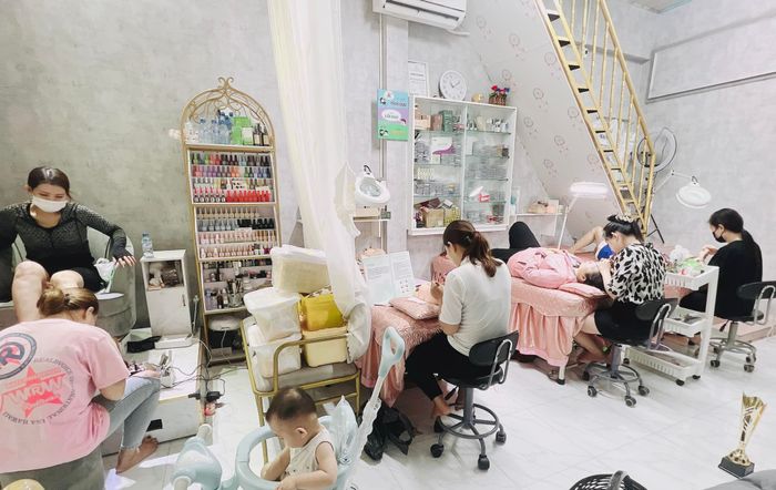 Hình ảnh 2 của Trang Julie Lashes