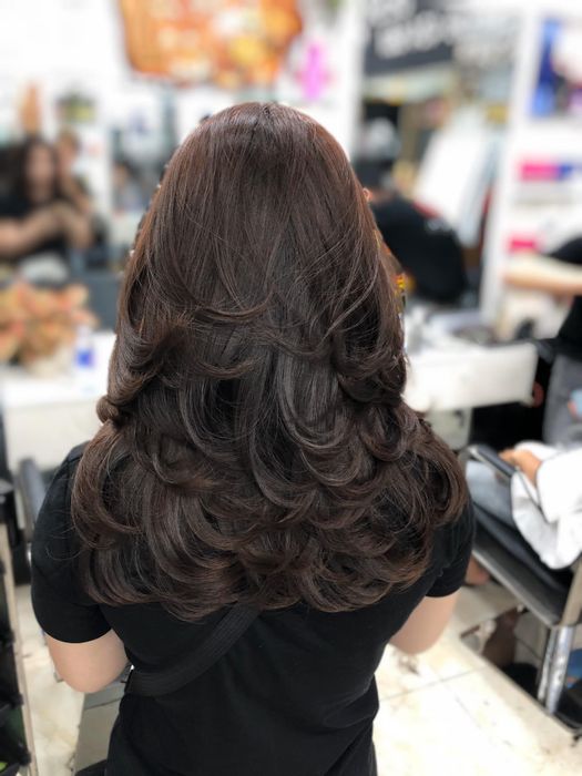 Hình ảnh 2 của Hair Salon Phong Cách