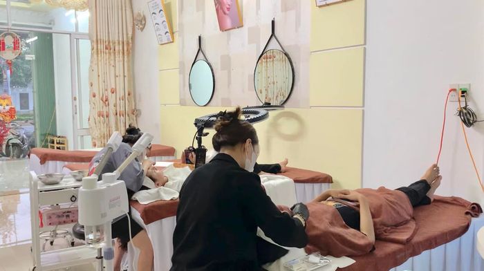 Hình ảnh Học Viện A.T Beauty 2