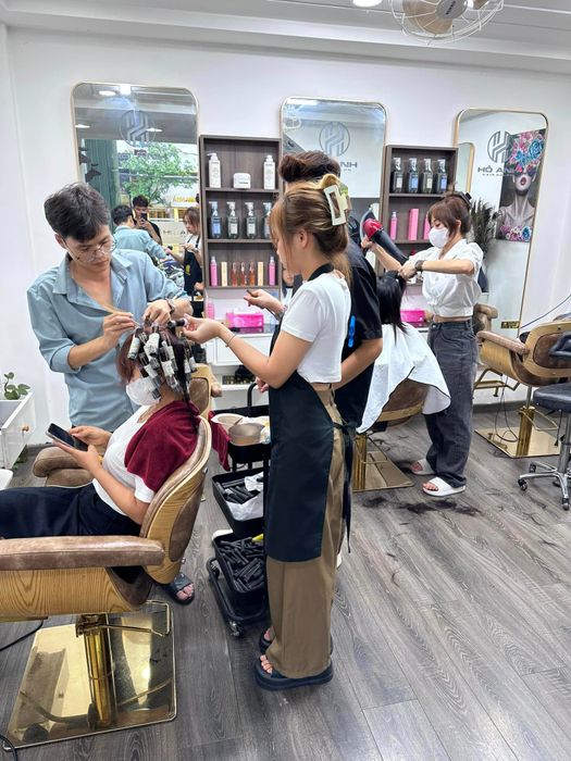 Hình ảnh Hồ Anh Hair Salon 3