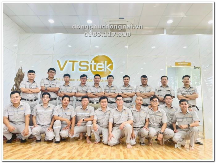 Hình ảnh Đồng phục Hải Nguyễn Vina 2