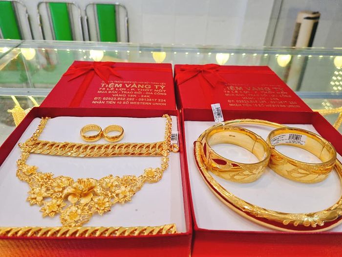 Hình ảnh Tiệm Vàng TỶ 2
