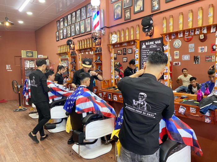 Ảnh 2 tại BarberShop Âu Phát