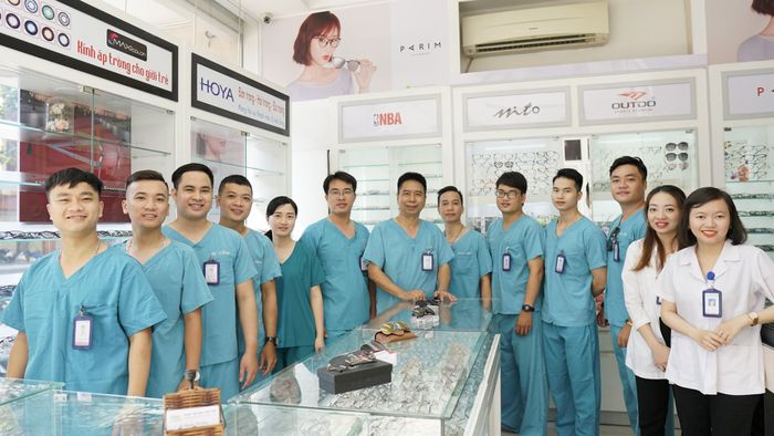 PHÒNG KHÁM MẮT VÀ MẮT KÍNH ISEE hình 1