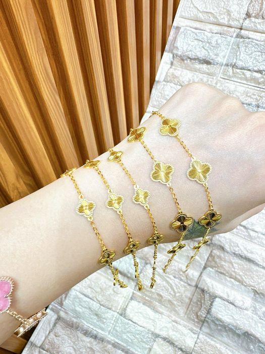 Hình ảnh Vàng Bạc Thâu Thiết 2