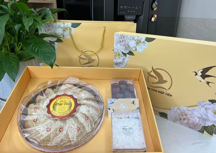 Hình ảnh 1 của Yến Sào Hiệp Tiến