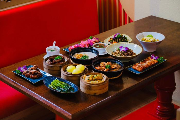 Bữa tiệc sinh nhật tại nhà hàng hình ảnh 1