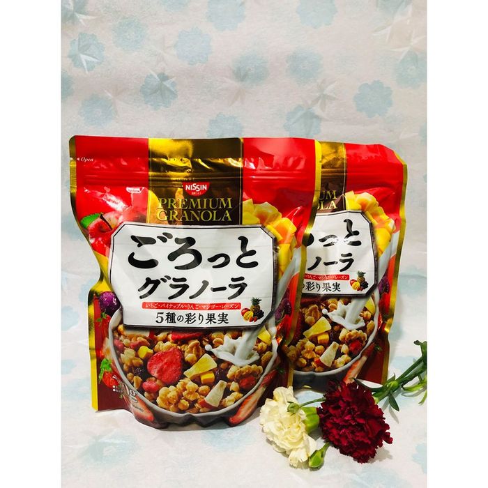 Ngũ cốc ăn liền vị trái cây sấy Nissin hình 1