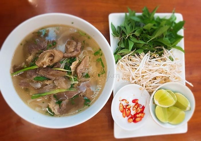 Hình ảnh Phở Ngọc Linh - Bạch Đằng (2)