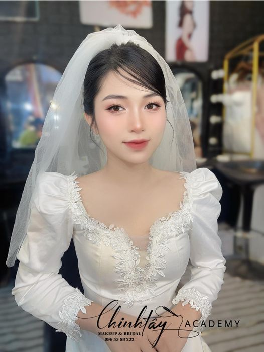 Hình ảnh 2 của Chinh Tây Make Up Bridal