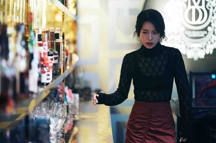 Nhân vật Jung Yoon Sun chứa đựng nhiều bất ngờ dành cho khán giả