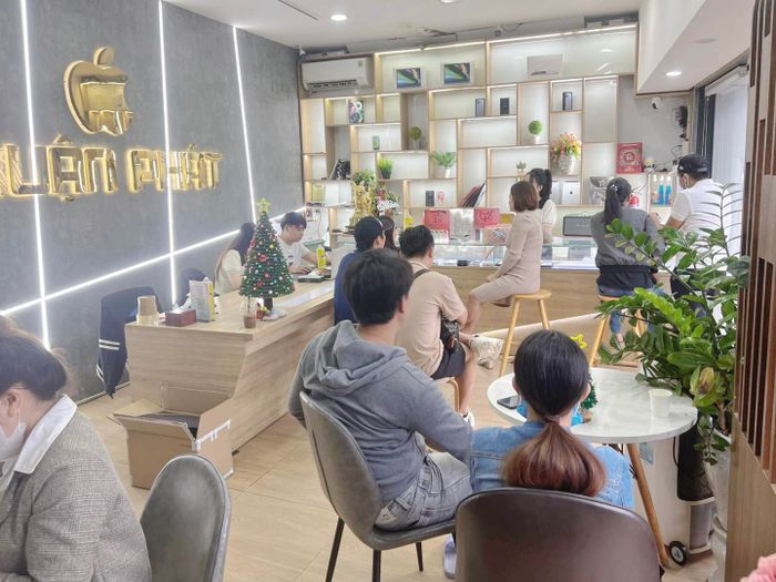 Hình ảnh 1 của Thuận Phát iPhone