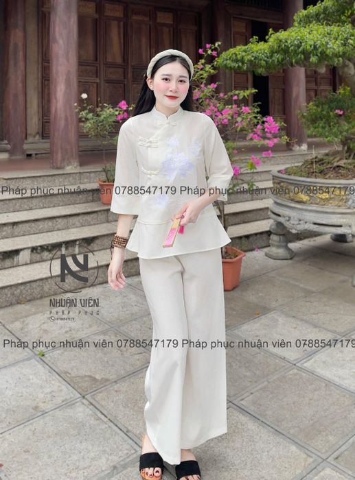 Pháp Phục Nhuận Viên hình 1