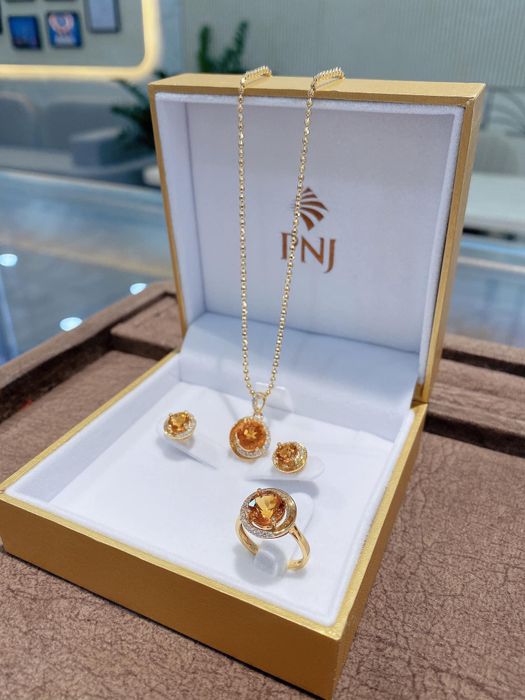 Hình ảnh 1 của PNJ