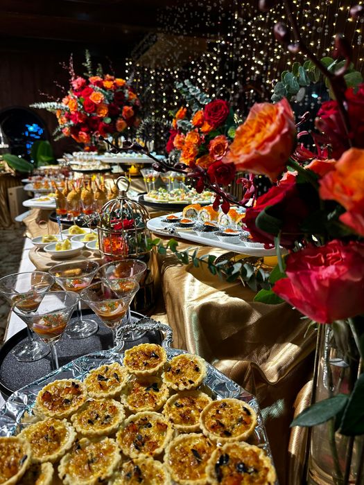 Món ăn tại nhà hàng - Hình ảnh 1