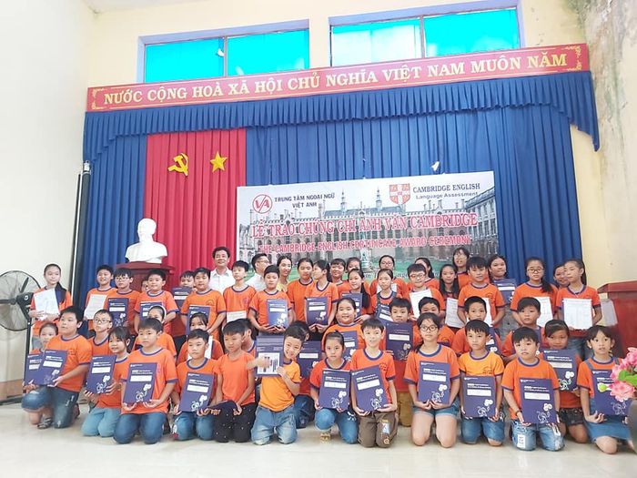 Trung Tâm Ngoại Ngữ Việt Anh hình ảnh 2