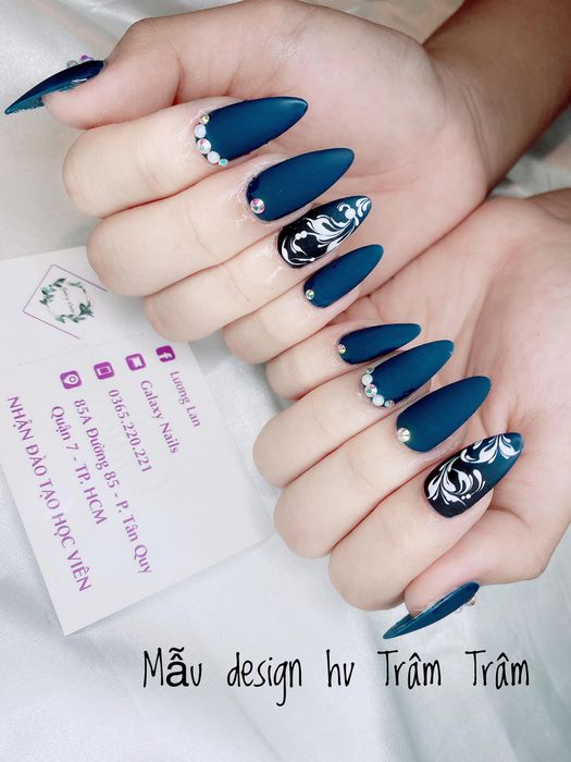 Hình ảnh Galaxy Nails 2