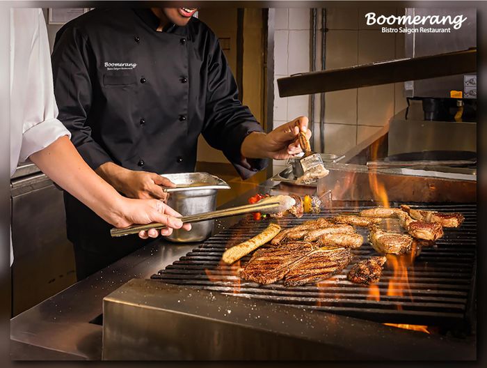 Món ăn được chế biến bởi đầu bếp chuyên nghiệp - Ảnh 2