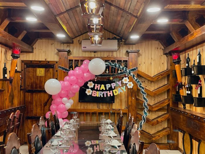 Tiệc sinh nhật tại nhà hàng hình ảnh 2