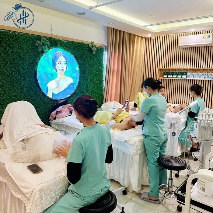 Thẩm mỹ viện Quốc Tế Thu Hằng hình ảnh 2