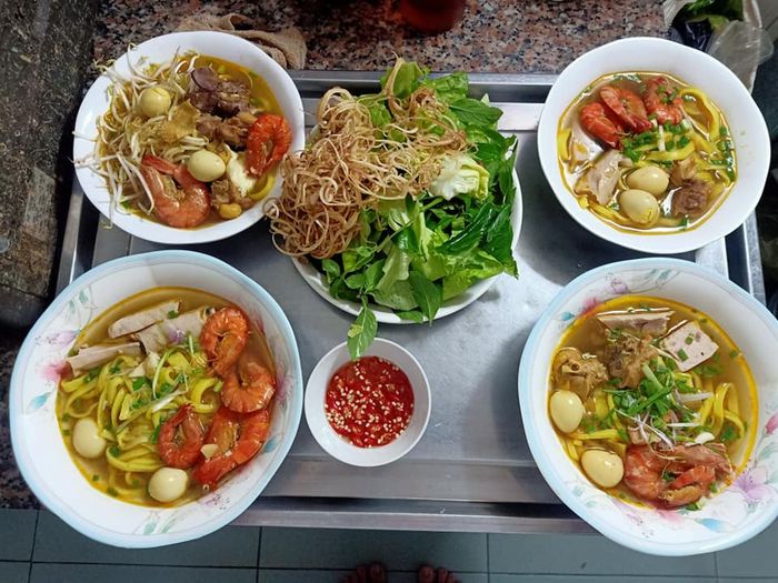 Hình ảnh BẾP BA KIN 1