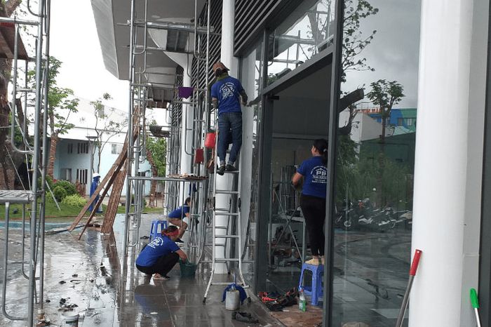 Hình ảnh dịch vụ vệ sinh công nghiệp tại Quảng Ninh 1