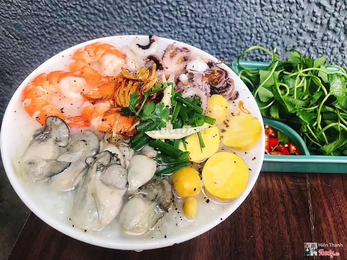 Hình ảnh Cháo Hàu Út Liên 1