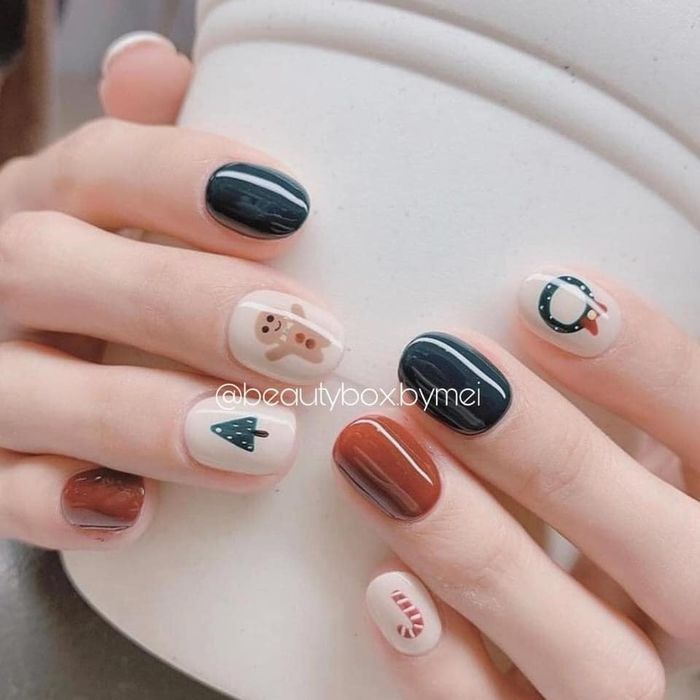 Ảnh 1 của Paris Nail