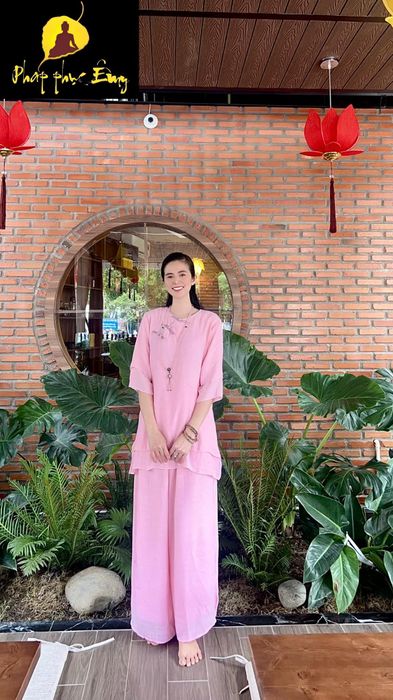 Pháp Phục Êmy - Hình ảnh 1