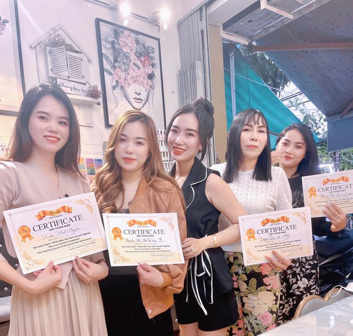 Ảnh 1 của Chang EyeLash