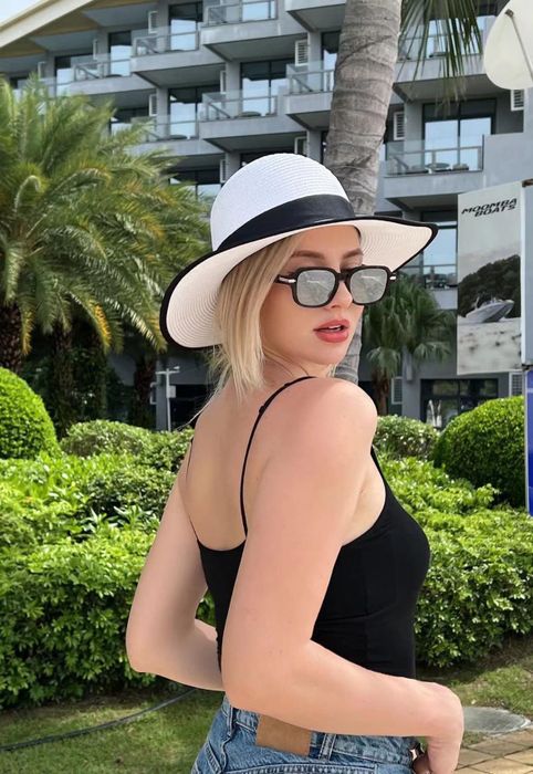 Hình ảnh 1 - Kính Thuốc Việt - Hàn Phố Thiều Triệu Sơn