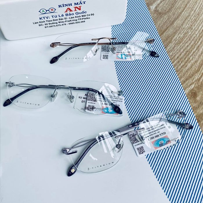 Hình ảnh của Kính Mắt An 2