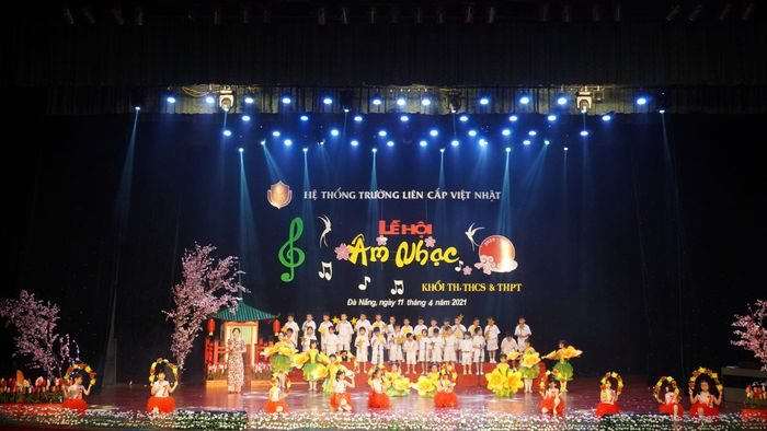 Trường Liên cấp Việt Nhật - Hình ảnh 2