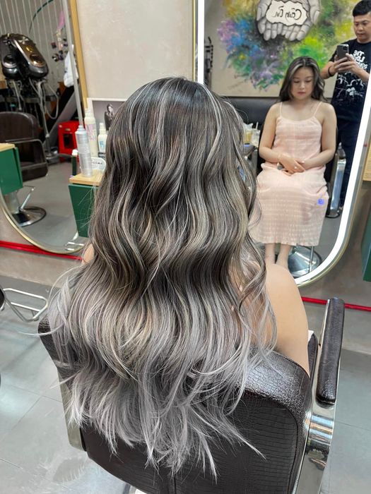 Hình ảnh của Salon Việt Tùng 2